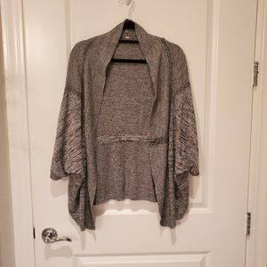 Lululemon breeze easy wrap grey size M